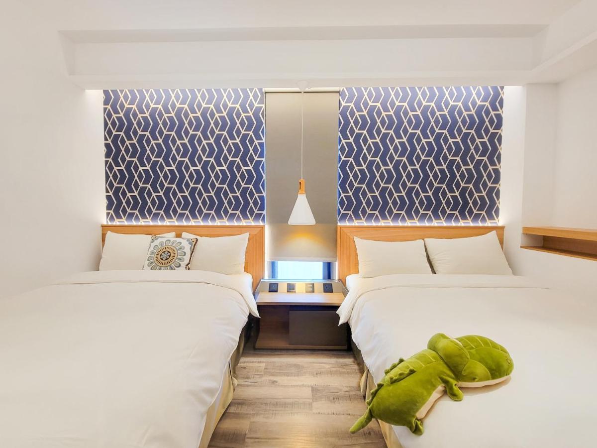 Check Inn Taichung Zhongshan Εξωτερικό φωτογραφία
