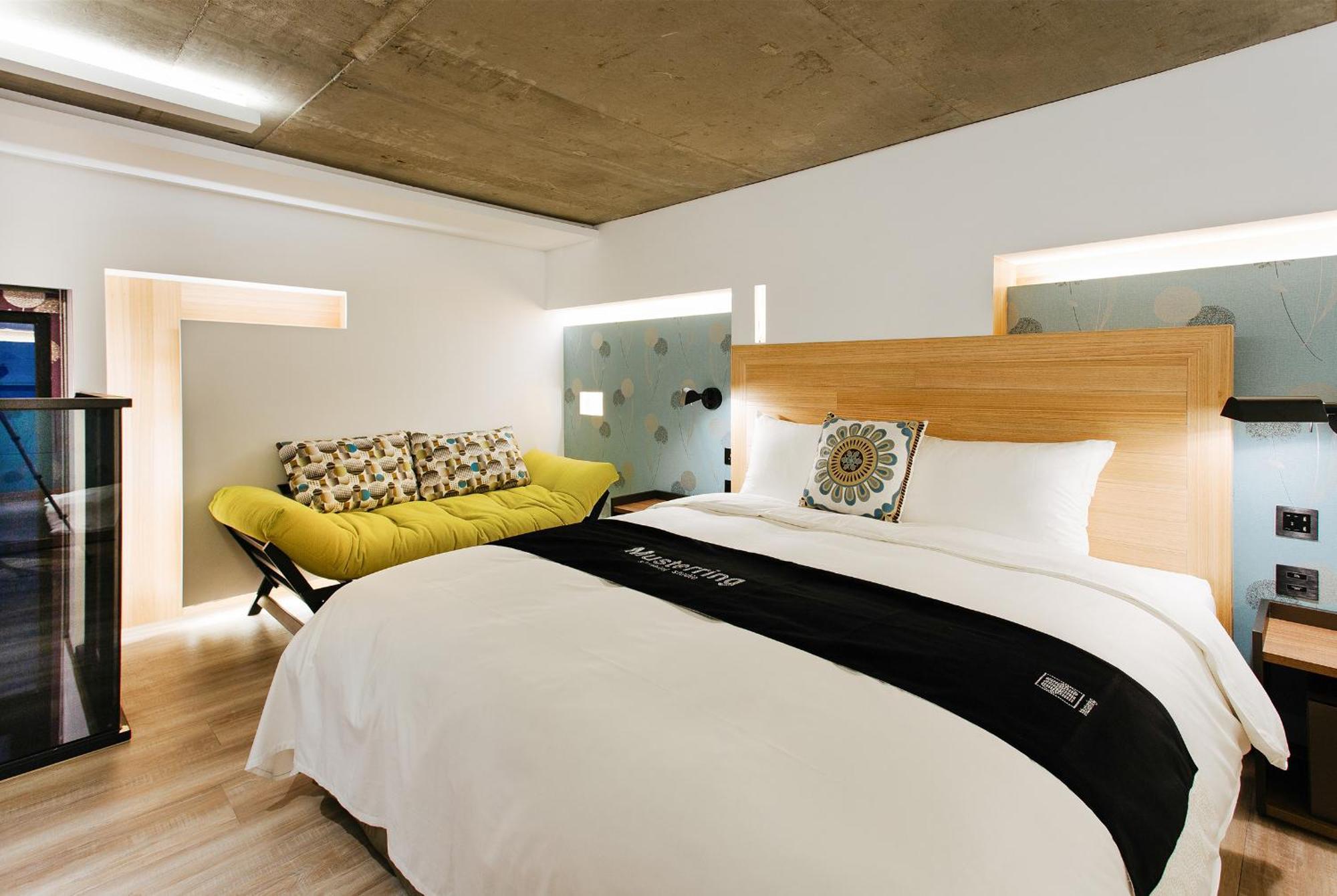 Check Inn Taichung Zhongshan Εξωτερικό φωτογραφία