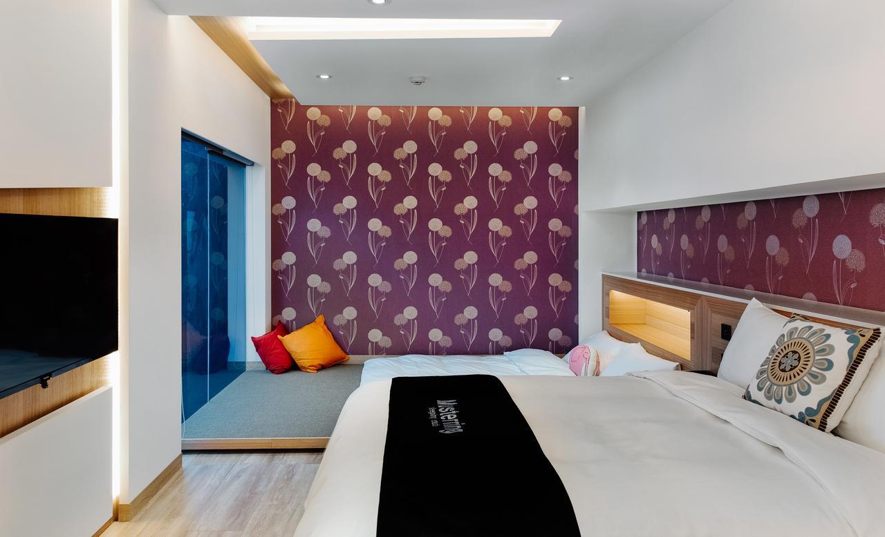 Check Inn Taichung Zhongshan Εξωτερικό φωτογραφία