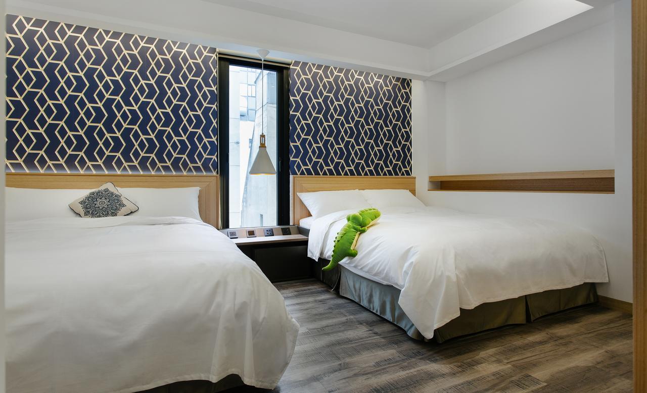 Check Inn Taichung Zhongshan Εξωτερικό φωτογραφία